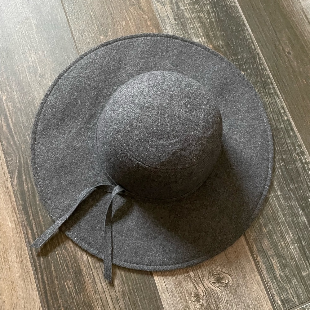 LEITH gray felt hat